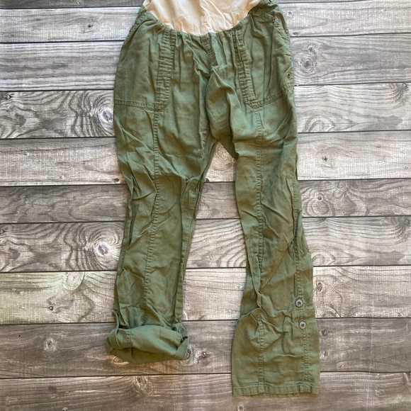 Motherhood Light weight Skimmer Clam Digger Pants Maternity pants size M - Picture 1 of 2